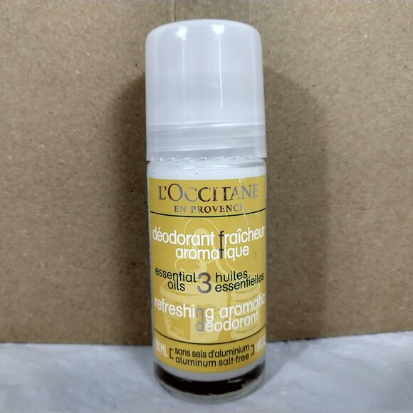 L'Occitane Essential Oil Refreshing Deodorant 50 ML NEW - Picture 2 of 6
